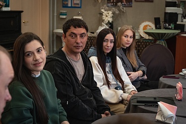 "Спасибо, я живу!"
