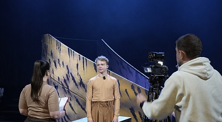 Вспышки софитов, микрофоны в кулисах и магия, которая попала в объектив.